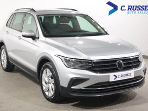 Volkswagen Tiguan Diesel Estate - Image 3
