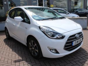 HYUNDAI IX201.4 DELUXE 5DR HATCHBACK 62,000KMS - Image 2
