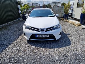 2015 Toyota Auris 1.4 D4D  Nct 11/25 - Image 2