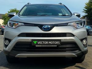 Toyota Rav4 2.5 Hyrid Luna Sport - Image 3