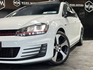 Volkswagen Golf GTI 2.0 TSI  SUNROOF / DYNAUDIO/ A - Image 3