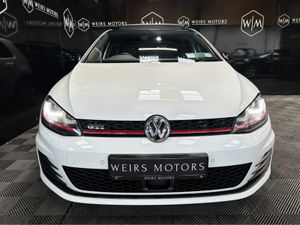 Volkswagen Golf GTI 2.0 TSI  SUNROOF / DYNAUDIO/ A - Image 4
