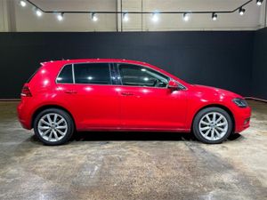 Volkswagen Golf TSI 1.2 AUTOMATIC - REVERSE CAMERA - Image 3