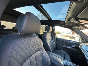 BMW X5 Xdrive 50E M Sport  pan Roof pro Pack - Image 4