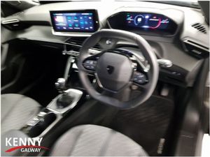Peugeot 2008 Allure 1.2 100 - Image 2