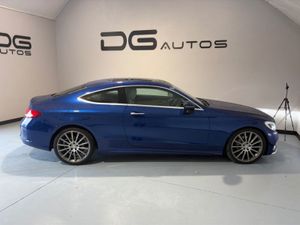 Mercedes-Benz CL-Class Coupe D AMG Line Premium P - Image 2