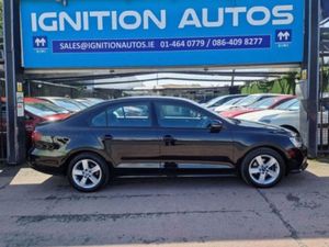 Volkswagen Jetta 2.0 Tdi  Automatic Gearbox  Low - Image 2