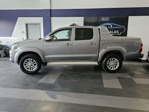 15 TOYOTA HI-LUX CREW CAB COMMERCIAL - Image 3