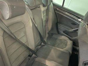 Volkswagen Golf Highline 1.0 TSI Manual 6speed FW - Image 4