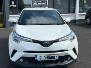 2017 Toyota C-HR 1.8 Hybrid  automatic 57K Miles - Image 2