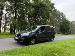 Peugeot Partner Irish Van High Spec - Image 3