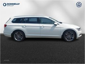 Volkswagen Passat 2.0 TDI GT 5dr DSG  panoramic R - Image 4