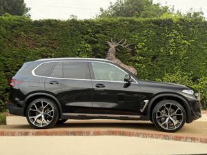2024 BMW X5 3.0 DIESEL NEW MODEL - Image 3