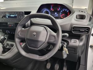 Peugeot Partner Partner Active 1.5 From  67 Per W - Image 4