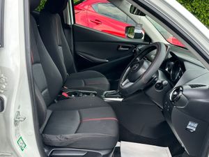 Mazda Demio 2015 1.5 Diesel Automatic Carplay - Image 4