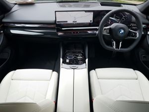 BMW 5 Series 530e M Sport - Image 4