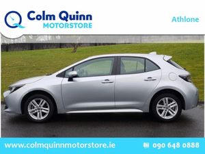 Toyota Corolla Luna Hatchback 1.8 Petrol Hybrid - Image 3