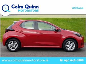 Toyota Yaris Luna 1.5 Hybrid Auto Hatchback - Image 3