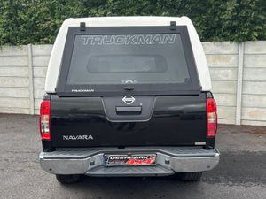 2015 Nissan Navara 2.5 DCI Crewcab - Image 4