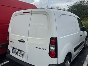 2016 Peugeot partner - Image 4