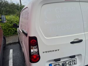 2016 Peugeot partner - Image 3
