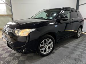 Mitsubishi Outlander Plug In Hybrid 4WD 160 Bhp - Image 3