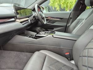 BMW 5 Series 550e Xdrive M Sport Pro Saloon - Image 4