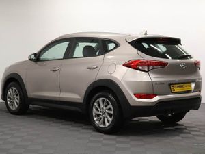 Hyundai Tucson Crdi Blue Drive SE Nav - Image 4