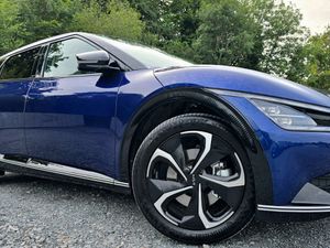 🔥 2025 Kia EV6 Earth 84KWH Range 500+ KM - Image 4