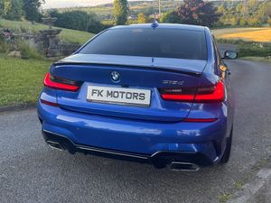 BMW 3-Series 2019 m sport - Image 2