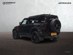 Land Rover Defender 3.0 D300 X-dynamic HSE 110 5d - Image 2
