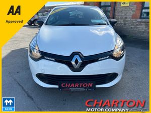 Renault Clio IV EXPRESSION 1.2 PET 4DR - Image 2