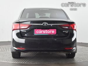 Toyota Avensis 1.6 D-4d Sol Navi Saloon - Image 4