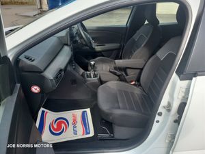 Dacia Sandero COMFORT TCE 100 LPG  4DR - Image 4