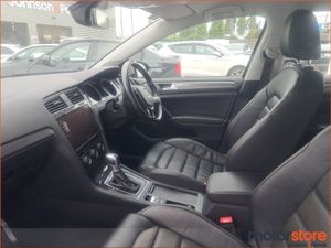 Volkswagen e-Golf E-golf  huge Spec / IN Like New - Image 4