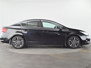 Toyota Avensis 1.6 D SOL 6spd  full Leather sat N - Image 2