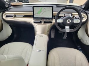 Smart #1  1 Hx11 Launch Edition Auto  (panoramic - Image 4