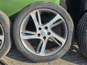 4 Genuine Volvo Alloys 17" 5X108 - Image 3