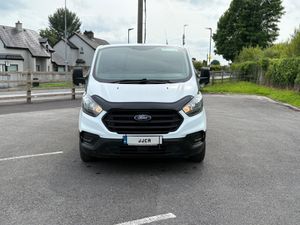 ABSOLUTELY IMMACULATE 2019 CUSTOM - Image 2
