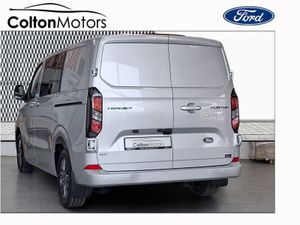 Ford Transit Custom Limited Crew CAB SWB - Image 4