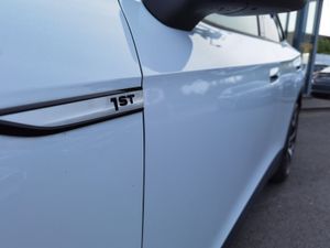 VOLKSWAGEN ID.4 77KWH FIRST EDITION - Image 2