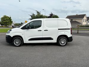 ABSOLUTELY IMMACULATE 2020 CITREON BERLINGO - Image 3