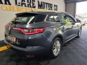 Renault Megane IV ST Sport Tourer Play TCE 1 - Image 4