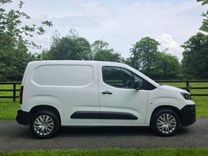 Peugeot Partner Professinal Plus 212 NO VAT - Image 2