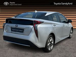 Toyota Prius Hybrid Luxury Auto // Sat-nav // Hea - Image 2