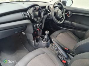 MINI One ONE Classic Cla1 2DR - Image 4