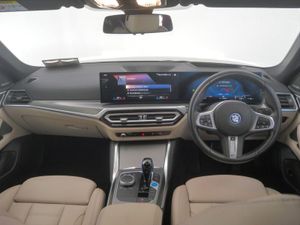 BMW i4 Edrive40 M Sport - Image 4