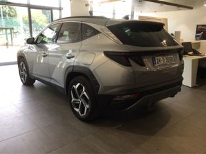 Hyundai Tucson Executive Plus 4WD Plug IN Hybrid - Image 3