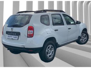 Dacia Duster Essential Blue DCI 115 4DR 4x4 - Image 4