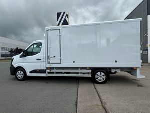 Renault Master Ccab 3.5t L3h1 Bread Van With Frid - Image 4